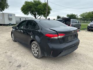 2020 Toyota Corolla LE - Exterior Rear Left Corner Image